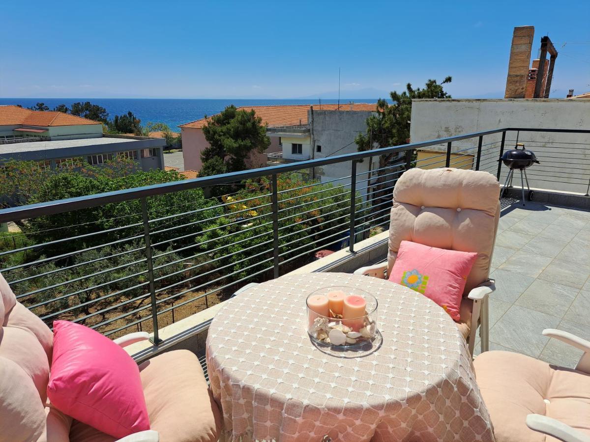 Appartement Attic à Nea Moudania Extérieur photo